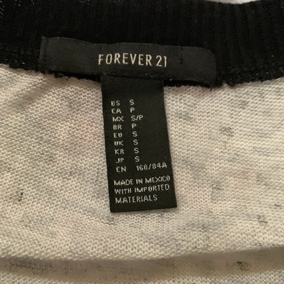 Forever 21 Cropped Graphic Tee - Picture 3 of 4